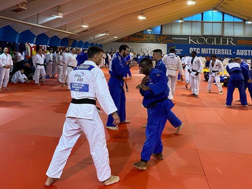 Cüdoçularımız 45 ölkənin tatami ustaları ilə birgə hazırlıq keçirlər